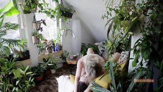 Real pair daytime bed sex after a quiet pont of time at home