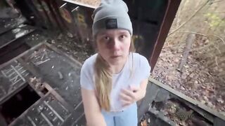 Maja has sex in an old educate... that wasn’t part of the plan