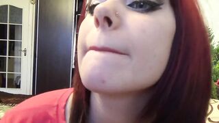 8 colores for my hot lips