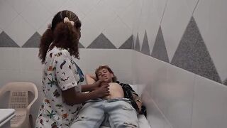 Brunette hair nurse gets turned on by her patient's large penis and ends up swallowing it all - Bucarasex