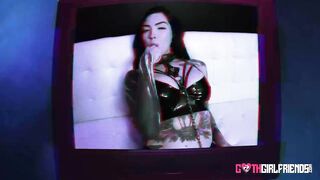 Alt Chick Magxnumb Finds Fun After Insane Hookup