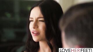 Wicked Chick April Olsen Settles Her Love Life With A Screw