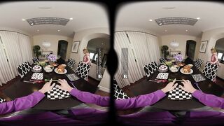 VR Bangers Stepmom Train Stepdaughter How to Screw in VR Porn