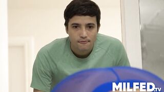 Youthful Chap Spying on Sexy MILFs at the Gym