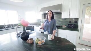 Brooke Beretta Perv Mommy Titfuck Step Son