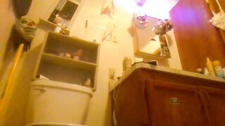 Excited Curvy Autie Fingers Herself