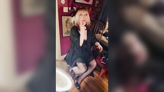 Nylon Clad Aged Tina Snua Smokin' A Cigarette For U - Smoker Hose Sheer High Heels