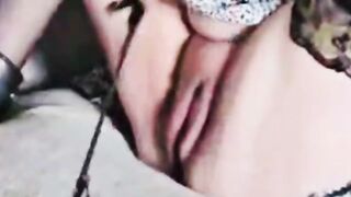 Stretching Daffodils Floozy Vagina