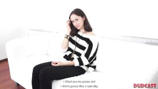 Agent bangs the beauty using no cum drum