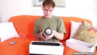 Thruster Toy Tugging - Vivianne Desilva