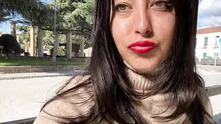 RISKY PUBLIC SQUIRT EN LA CALLE