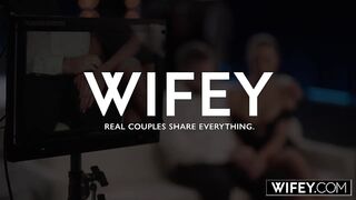 WIFEY Hawt Taut Hotwife Hannah Takes A 12-Inch BBC, Her Spouse Approves