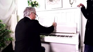 Concupiscent piano lesson with last surprise!