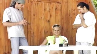 Blond Amateur Sucks Shlong and Gets Pounded Hard