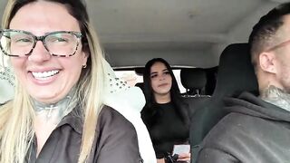 We called the candy vendor angel from Farol! To be a porn actress and have great sex in our car! The nineteen-year-old accepted and we had great sex with her until that babe had a great climax.