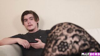Aged cougar Reya Lovenlight seduces her boyfriends son
