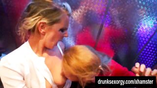 Bisex pornstars screwing at sex party