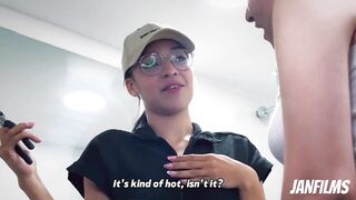 DO U WISH ME TO ASSIST U? The plumber made insinuates herself on me and ended up sucking my cliptoris