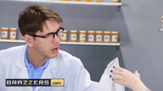 Excellent Sweetheart Kenzie Reeves With Hot A Body Bangs Her Pharmacist