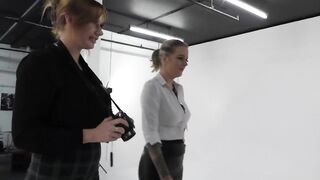 Melody Has Arranged a Photoshoot with Thrall Floozy
