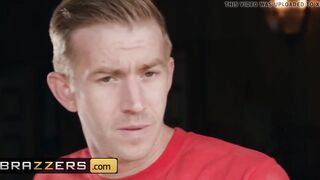 Kiki Minaj Danny D - Undressed To The Neighborhood - Brazzers