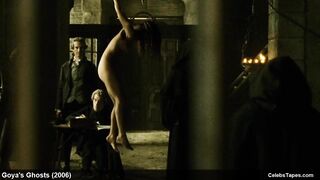 Natalie Portman all bare and coarse vids