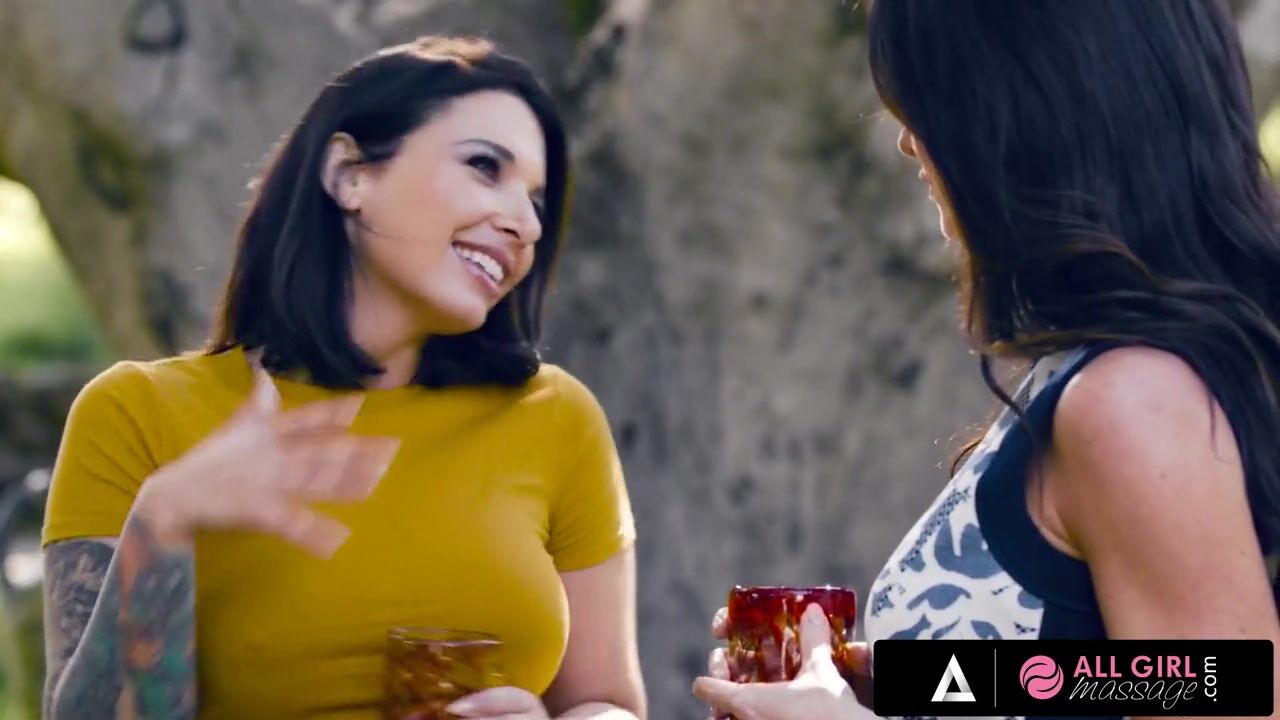 all angel massage Silvia Saige And Ivy Lebelle Turn Massage Into Garden Lesbo Scissoring Bang