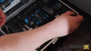 MOMMY4K. Stepmom, could u please stop Banging my Boyfriend?