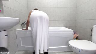 White Suit Fart Disaster in the Washroom
