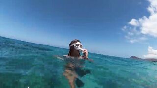 Large Booty Girl Kayci Kaylani In nature's garb Underwater Diving and Masturbation