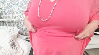 Aged Amateur Wife Desires To Know What Outfit U Would Bang Her In