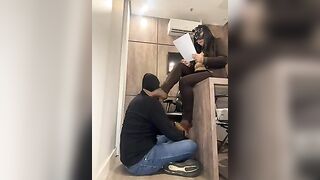 Office servent