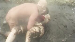 Older Brunette hair mother I'd like to fuck Gets Drilled Hard in Mud