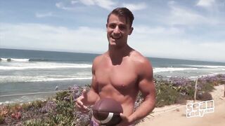 Malcolm - Homosexual Episode - Sean Cody