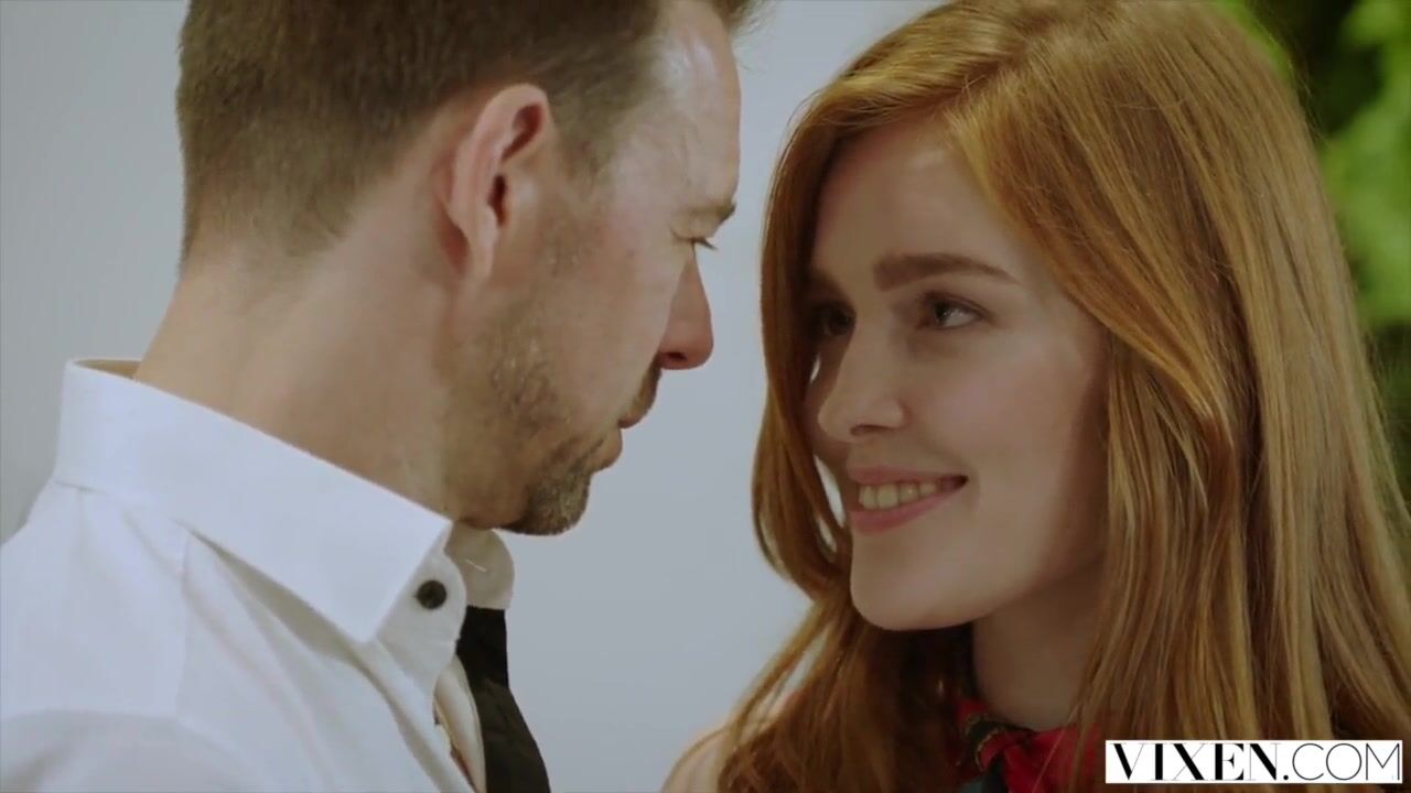 vixen Pretty Redhead Jia Lissa Has Smth To Prove