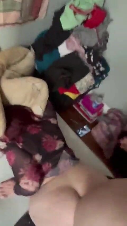 Real episode! Cheating girlfriend talks to her boyfriend during the time that that babe's getting drilled by a paying customer
