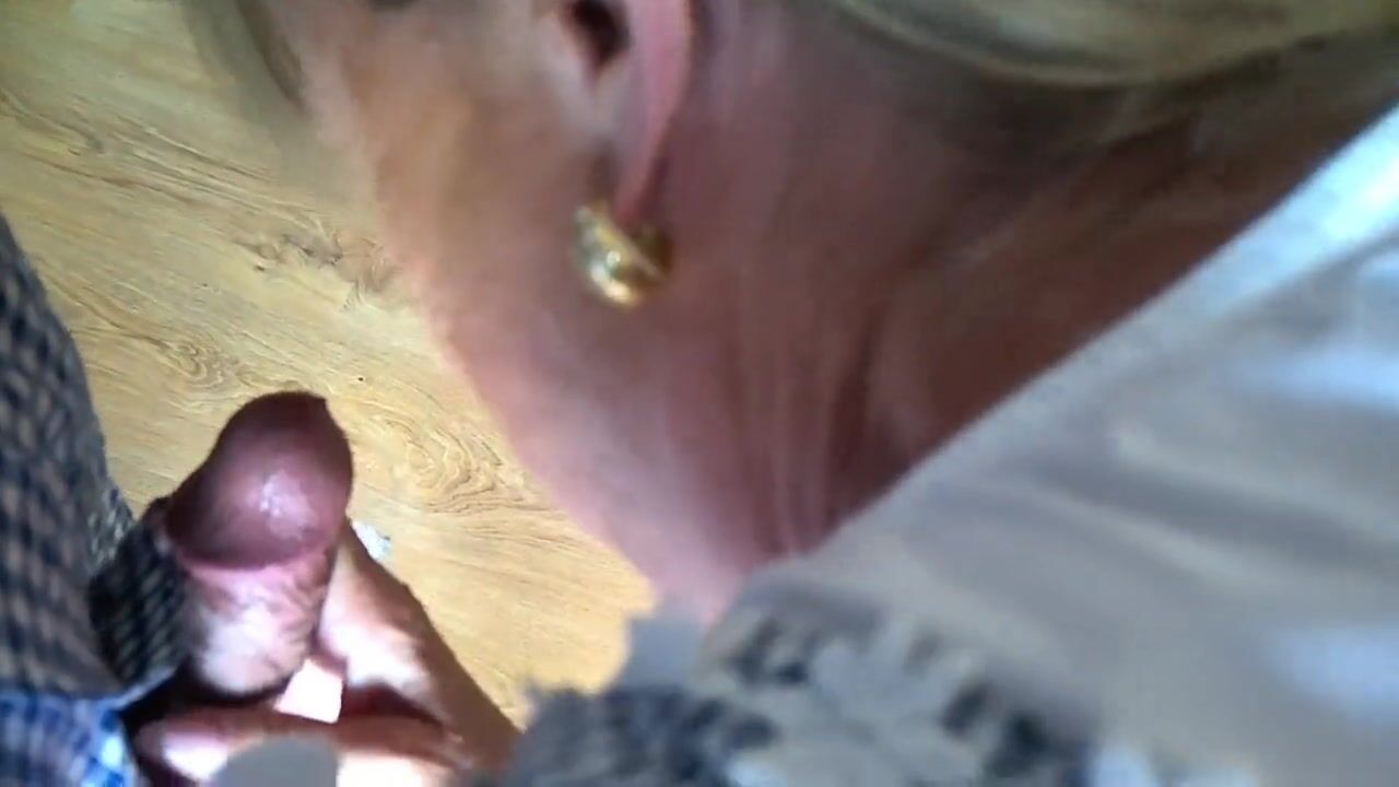 dirtymilftina in dirndl creampie!