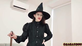 Fattened by a Witch to Be Devoured Uvula Fetish Feeder