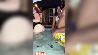 Pawg nova with fijii getting screw in the pool all holes open for str8rich bbc