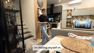 A youthful student came to clean the abode to pay for her studies... but it didn't end with cleaning