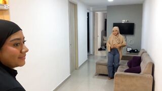 My stepbrother's visit ends up putting naive Muslim hotties to suck wang part 1