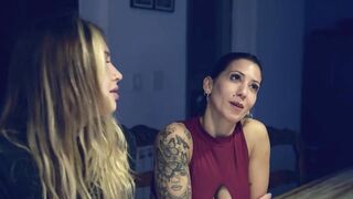 That babe Gave Me a Oral pleasure Beneath the Table, and I Filled Her Throat with Cum.
