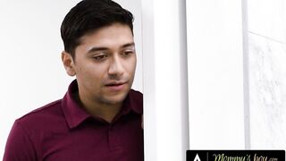 MAMMA'S MALE - Cory Pursue Can’t Fix The Pipe So This babe Gets Banged Hardcore By Stepson Instead