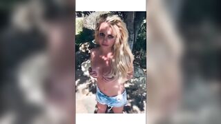 Britney Spears Disrobe Topless