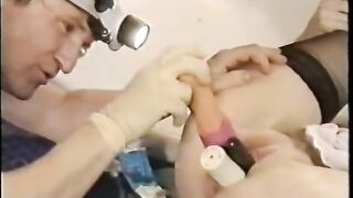 Faust Fucker 12 -Schlampen mit der Faust gefickt