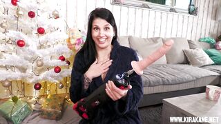 Hardcore - Fickmaschine mit 2800 Stößen die Minute zerfickt enges Teenieloch ! Kira Kane