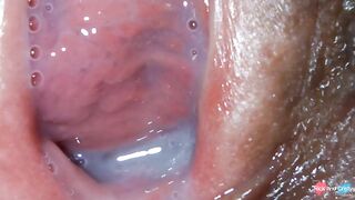 Cum trickling out of my snatch very close up!