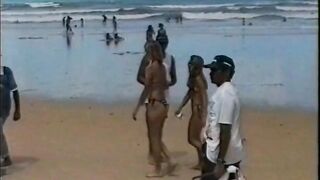 Due Bolognesi in Trans-ferta! (Full Clip)