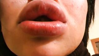 Grossi Cazzi Transessuali - Clip three