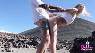Public Sex - We hiked a volcano and this chab erupted in my throat - Sammmnextdoor Date Night #13